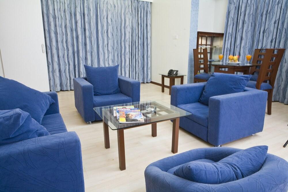 The President Hotel Shivajinagar Pune Zewnętrze zdjęcie