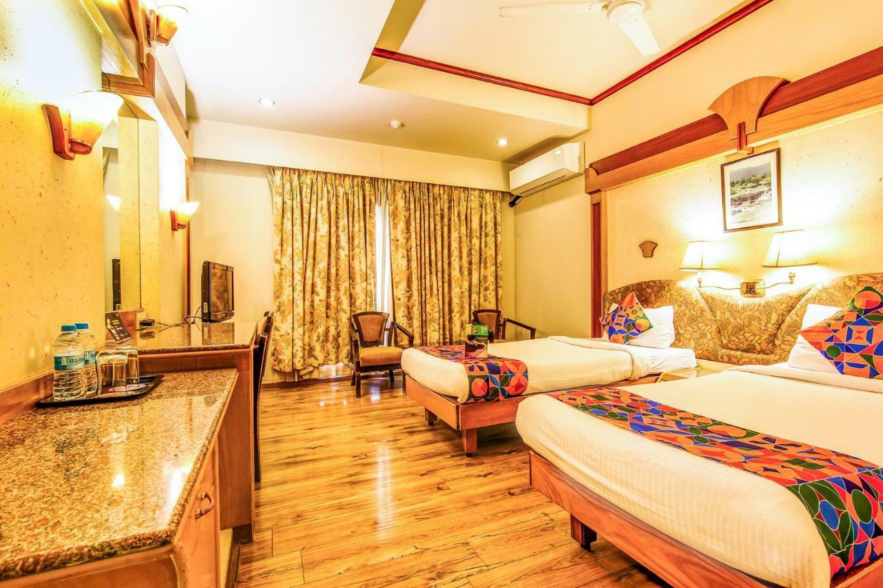 The President Hotel Shivajinagar Pune Zewnętrze zdjęcie